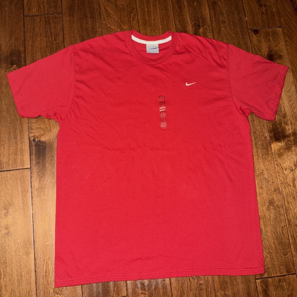 Vintage Y2K Nike Swoosh Embroidered‎ T-Shirt Mens Size XL  Red Logo Tee New